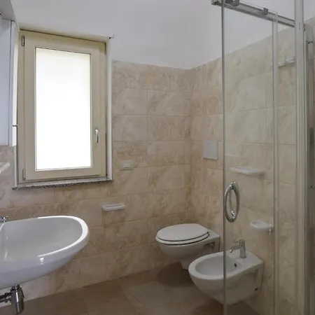 1 Bedroom Pet Friendly In