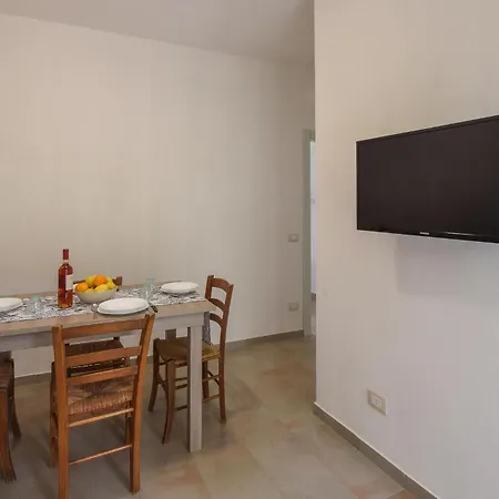 1 Bedroom Pet Friendly In