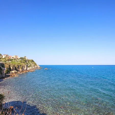 1 Bedroom Pet Friendly In